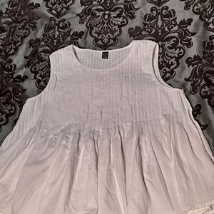SHEIN White Sleeveless Blouse